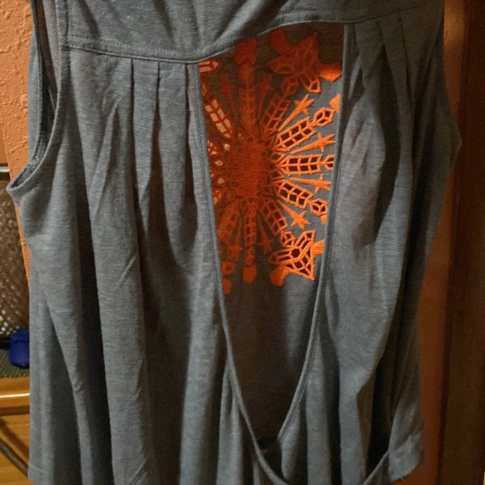 Bar III gray open crossover back with orange cutoff design on front Size XL - Picture 5 of 7